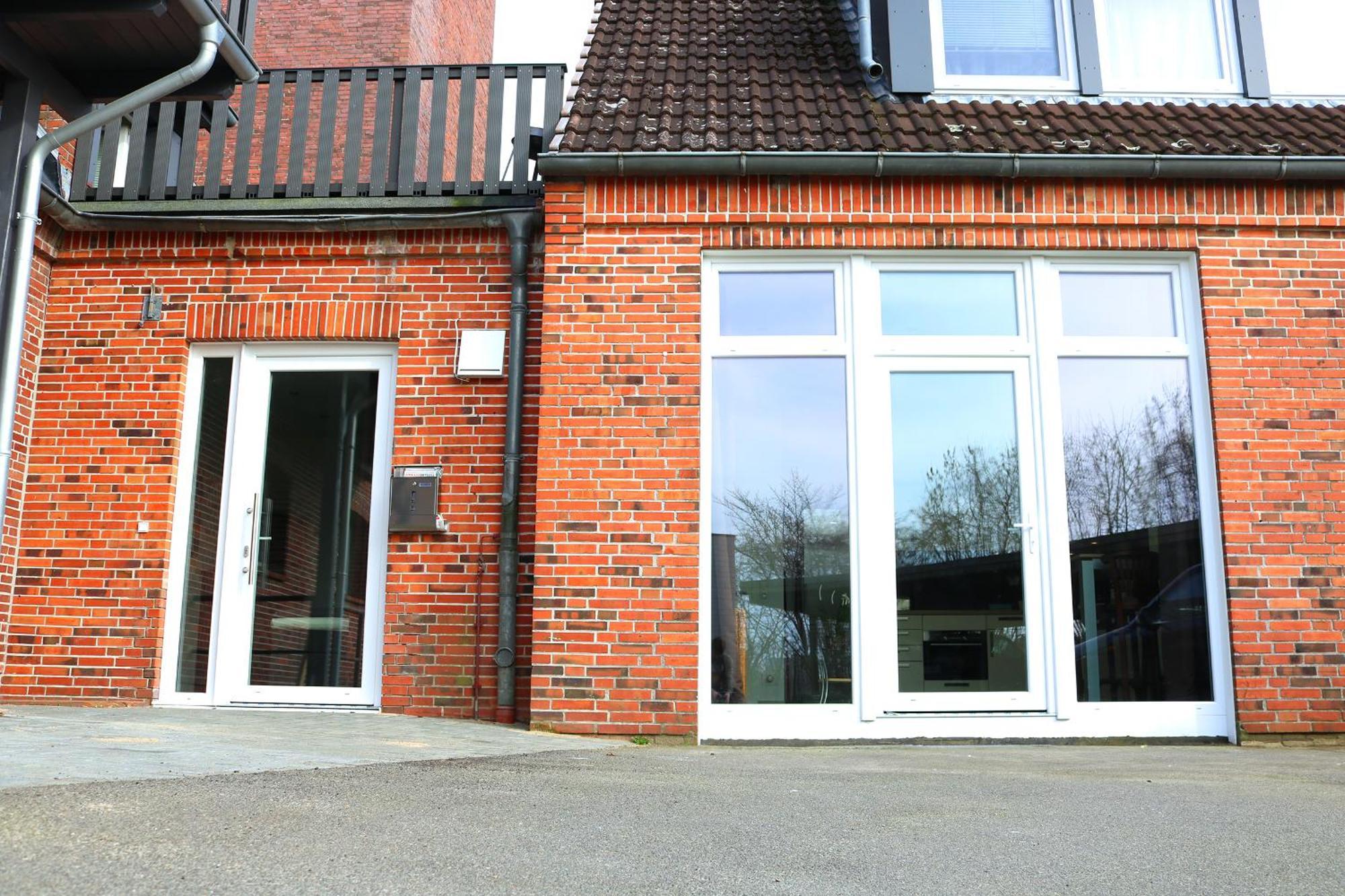 Ferienwohnungen Arp "2O" Mit Garten Und Parkplatz Itzehoe Exterior foto